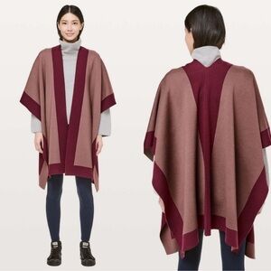 LULULEMON BUNDLE UP WRAP SPANISH OAK/ SAVANANAH ONE SIZE